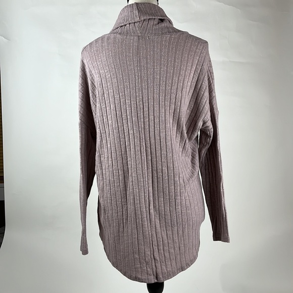 Green Envelope mauve cowl neck pull over long sleeve top - size small - Picture 4 of 8